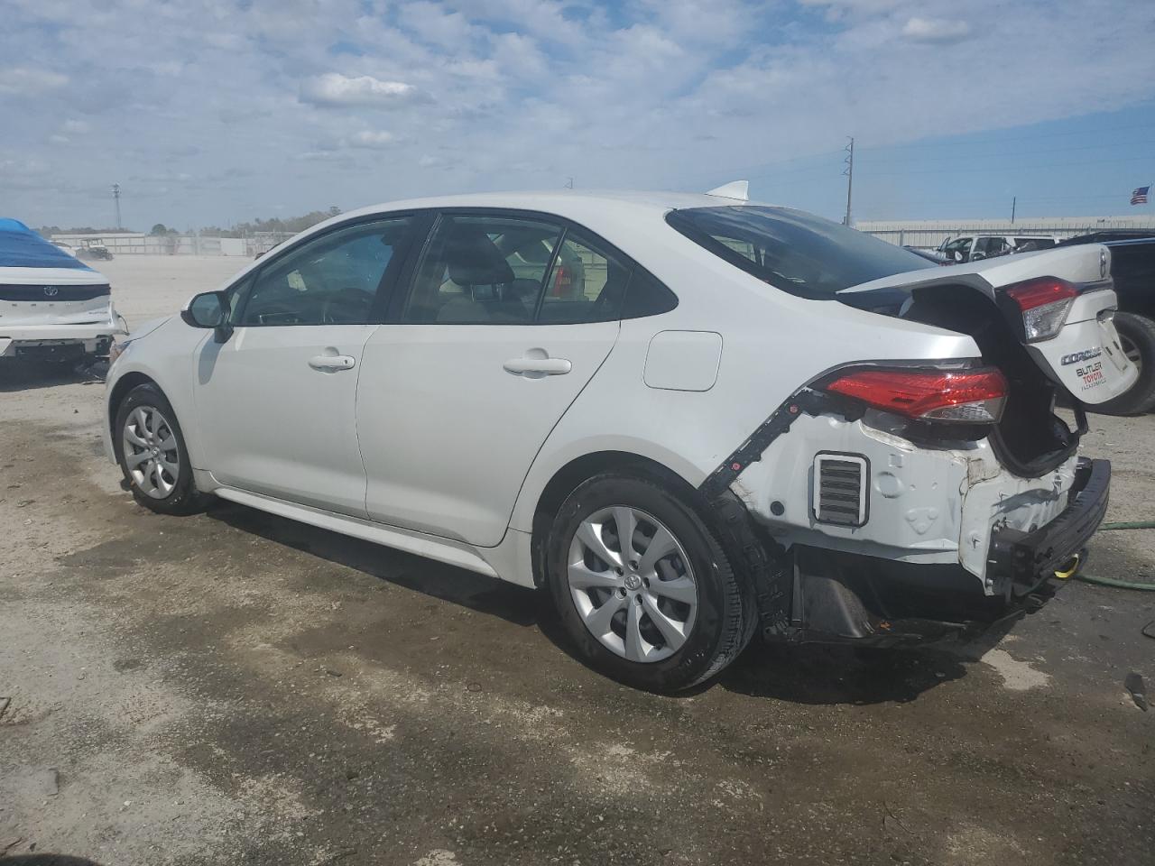 2022 Toyota Corolla - Image 2