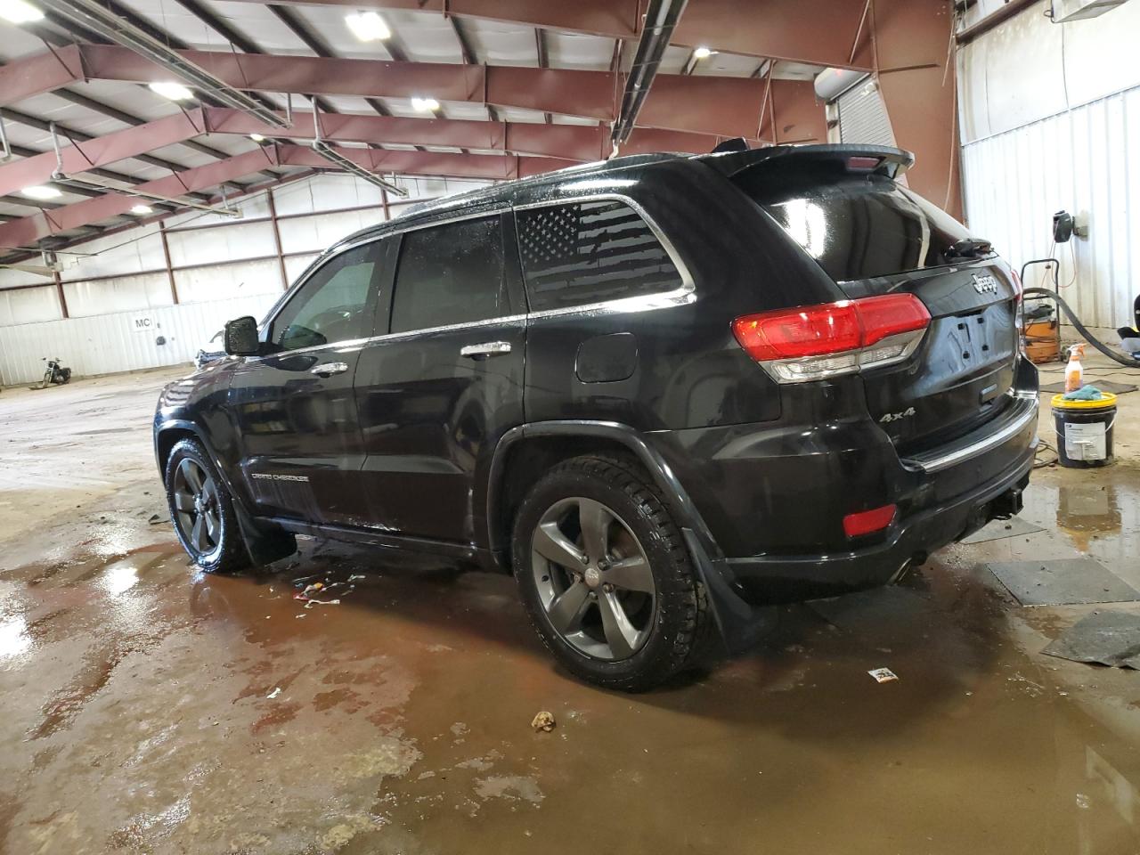 2015 Jeep Grand Cherokee - Image 2