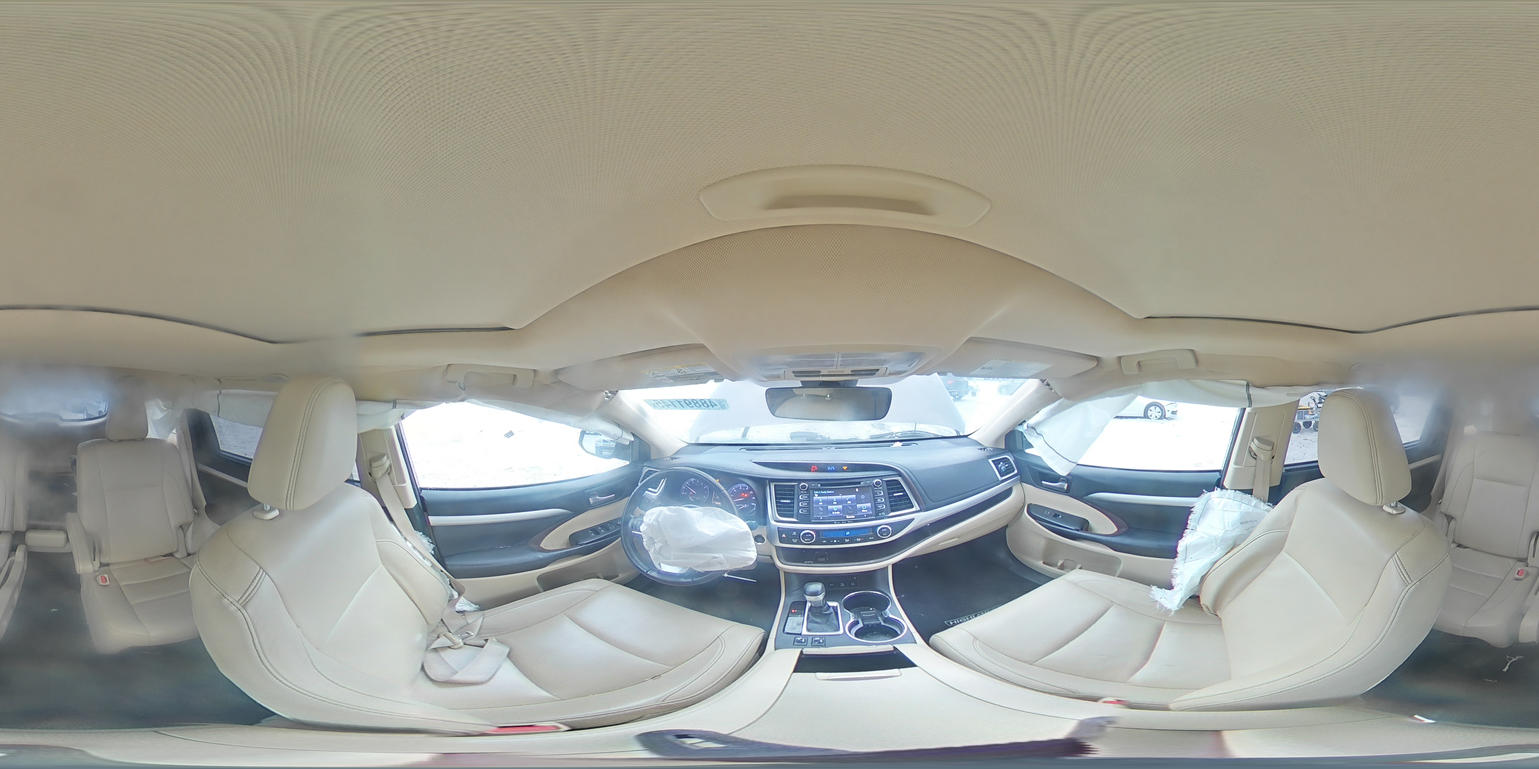 2018 Toyota Highlander - Image 13