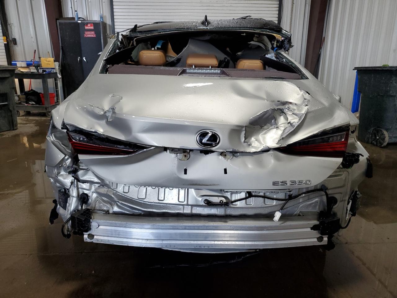 2019 Lexus ES - Image 6