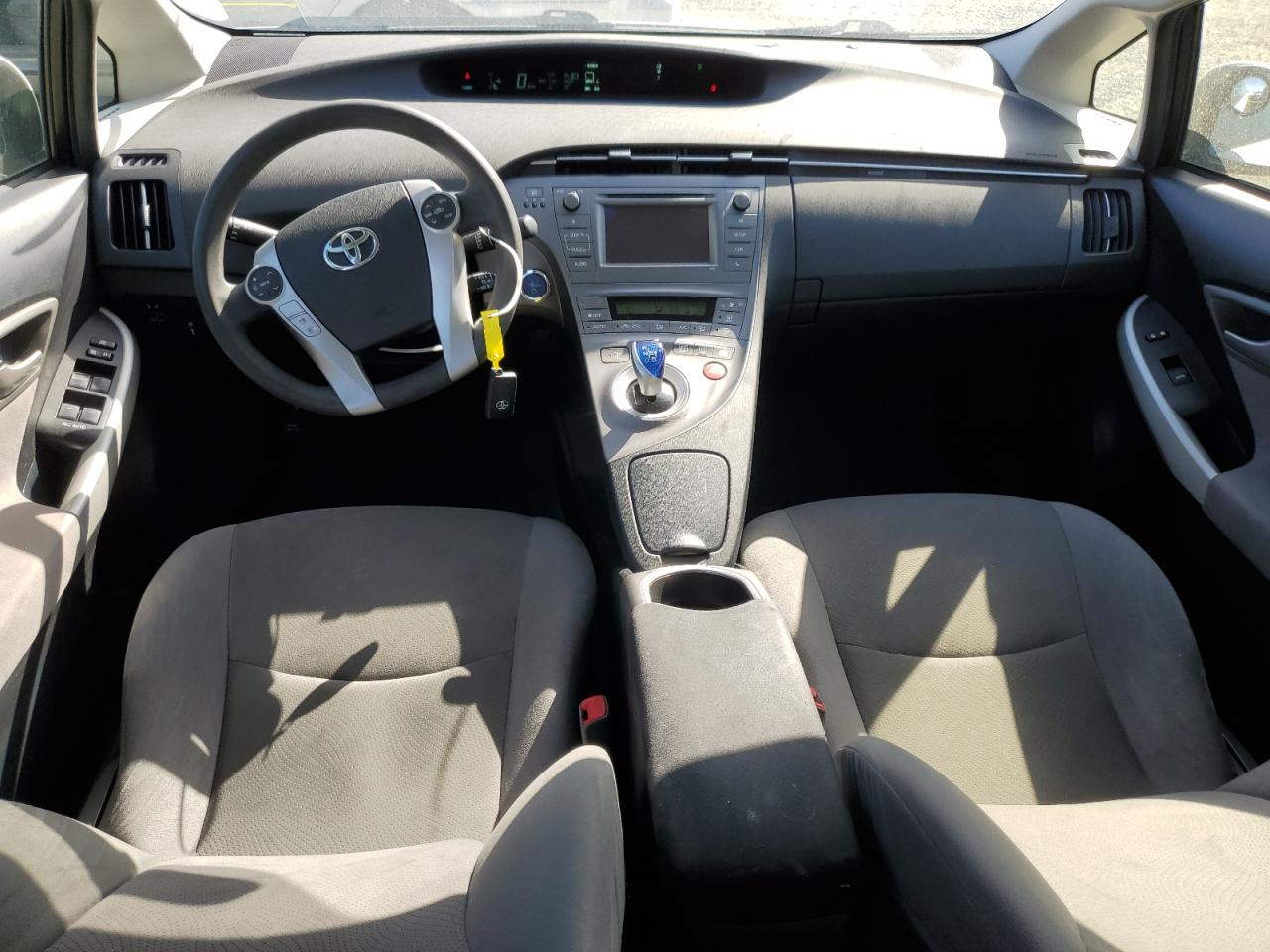 2012 Toyota Prius - Image 8