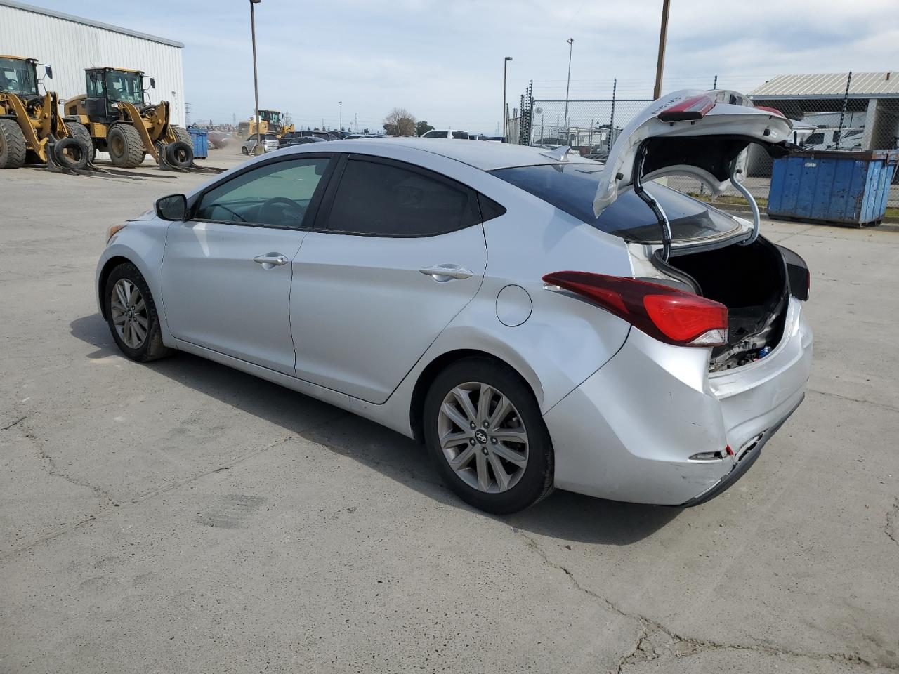 2014 Hyundai Elantra - Image 2