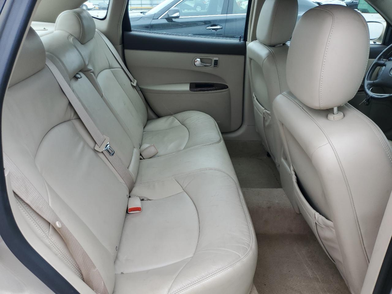 2009 Buick LaCrosse - Image 11