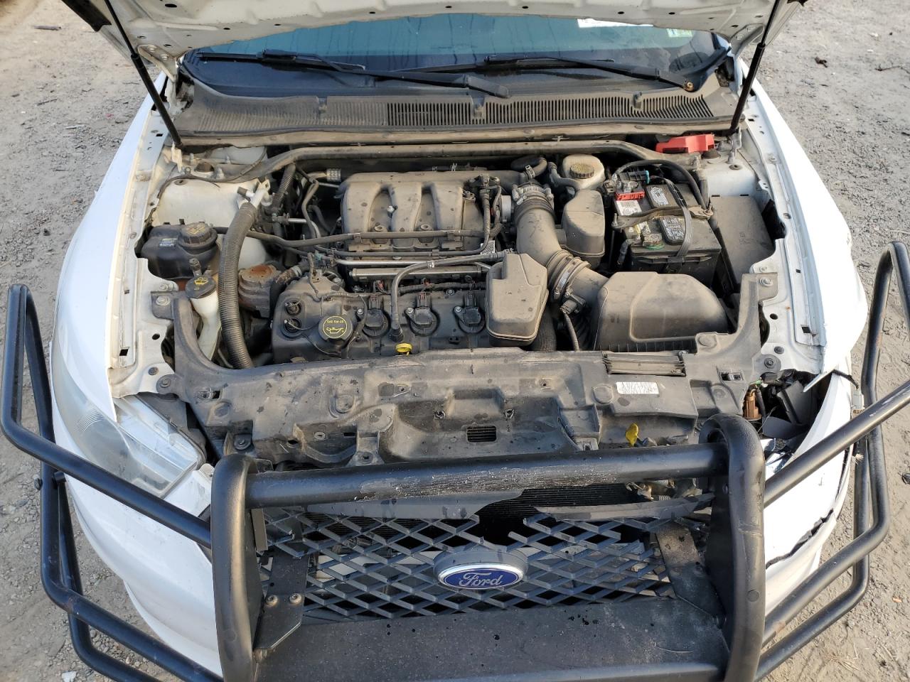 2014 Ford Taurus - Image 11