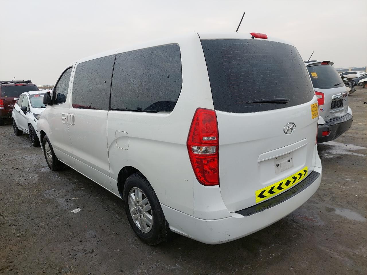 KMJWA37R4HU891017 - 2006 Hyundai H1 - #48642035
