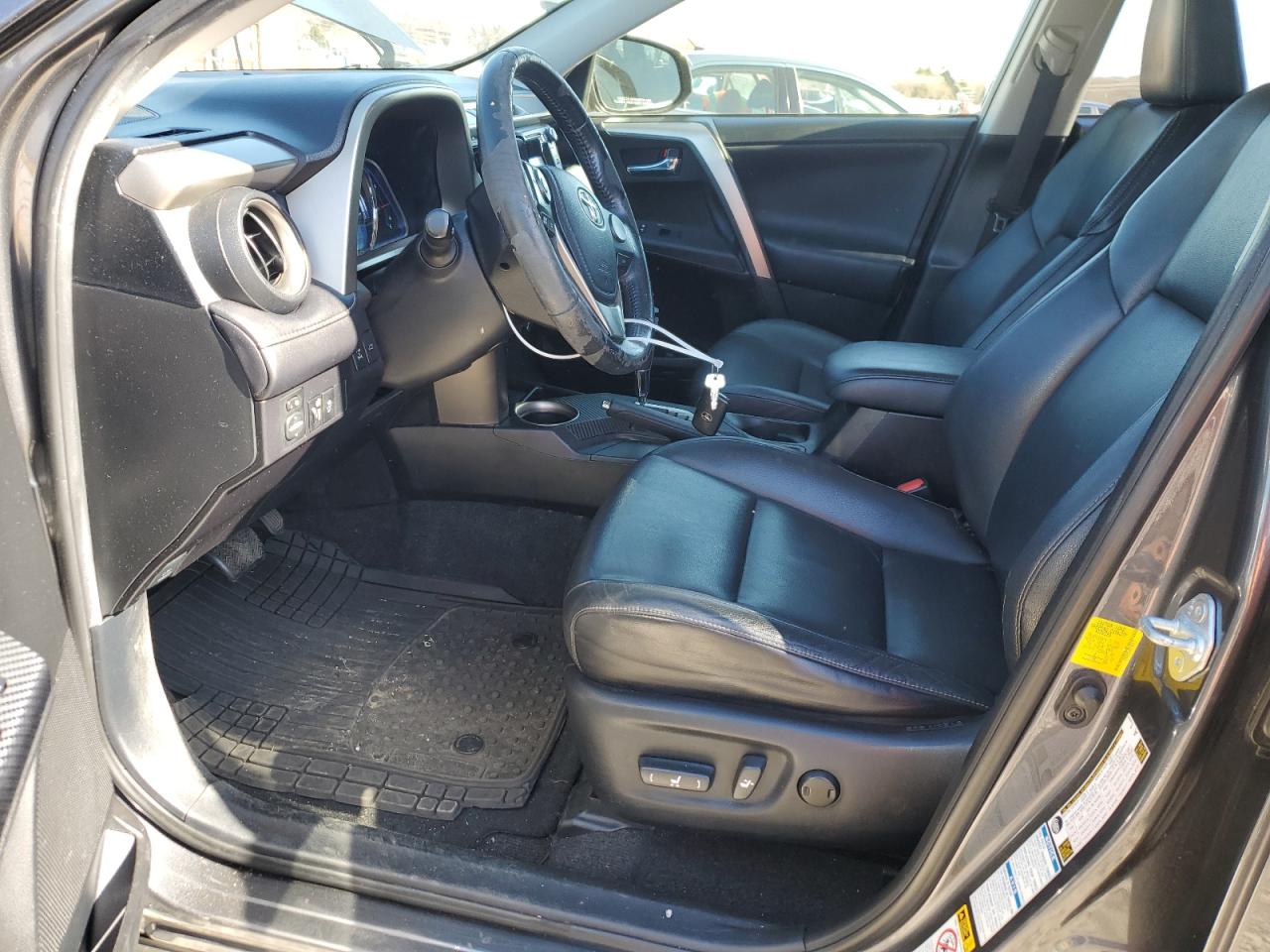 2015 Toyota RAV 4 - Image 7