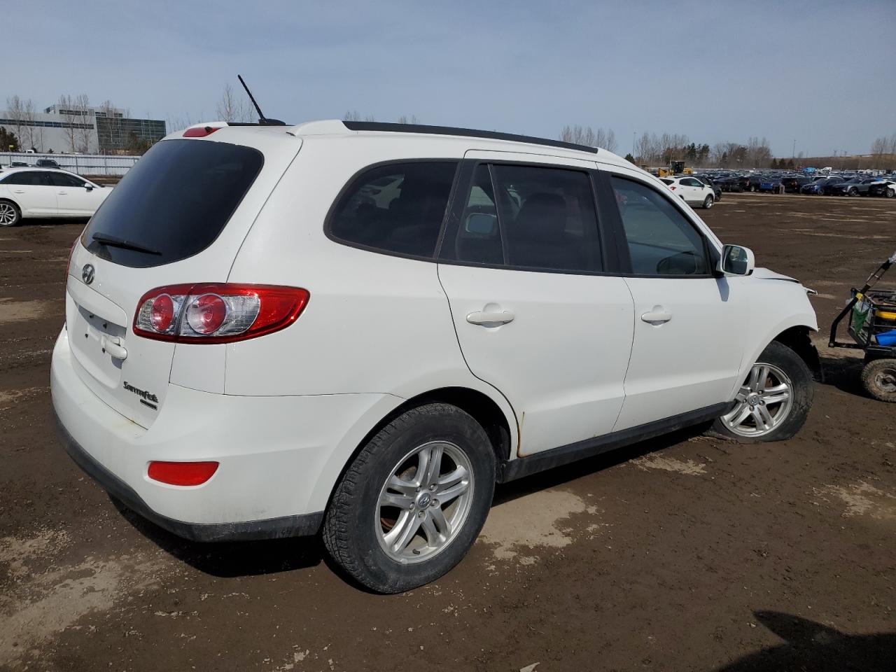 2010 Hyundai Santa Fe - Image 3