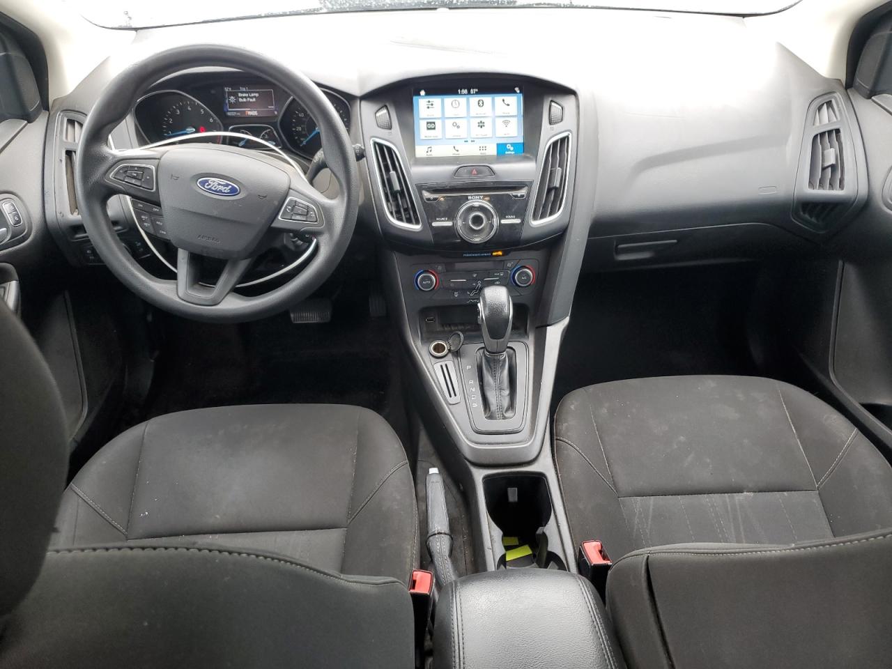2018 Ford Focus - Image 8