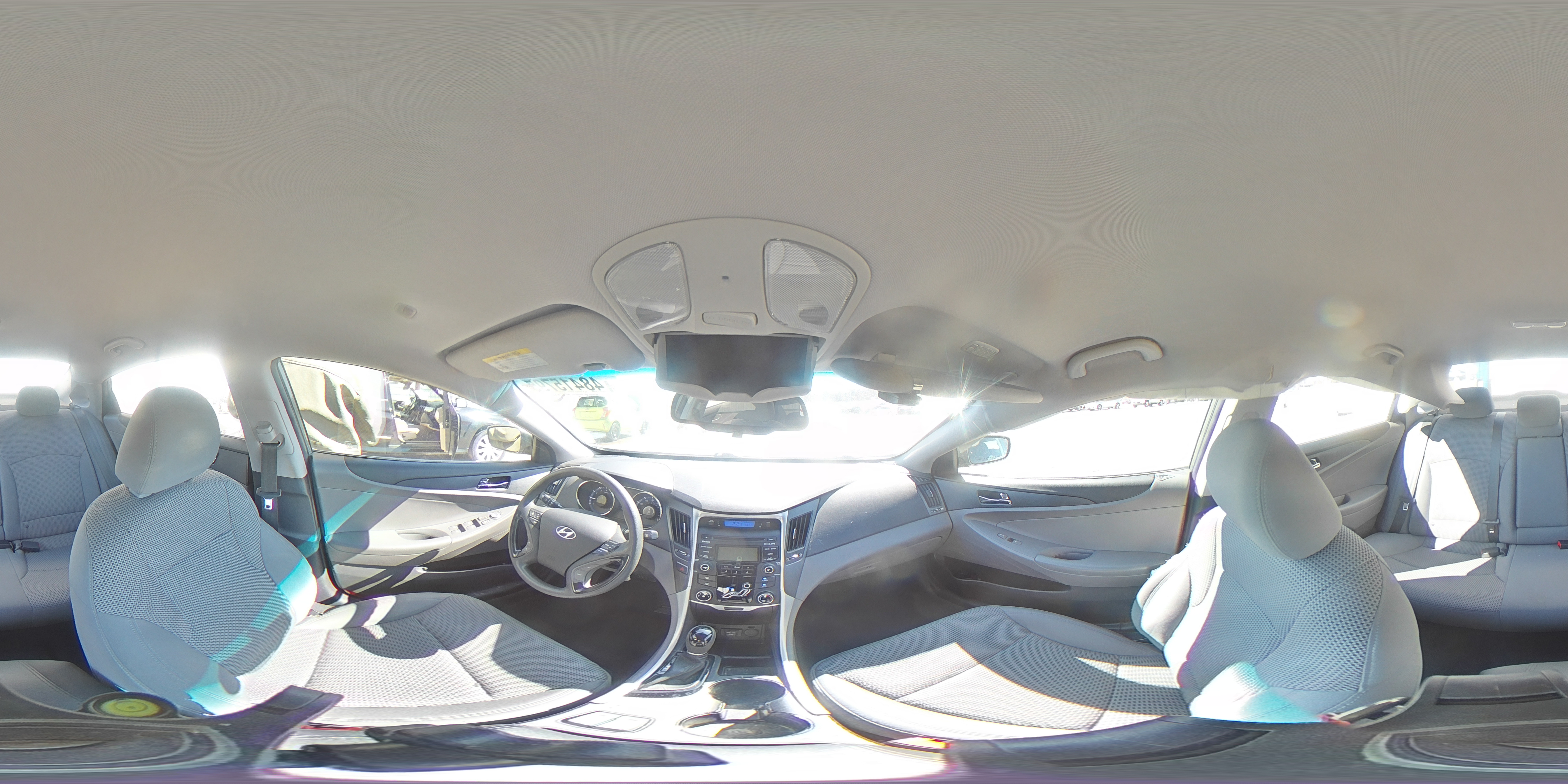 2013 Hyundai Sonata - Image 14
