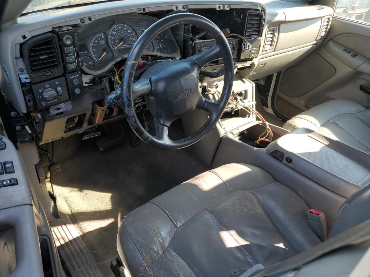2002 Chevrolet Silverado - Image 8