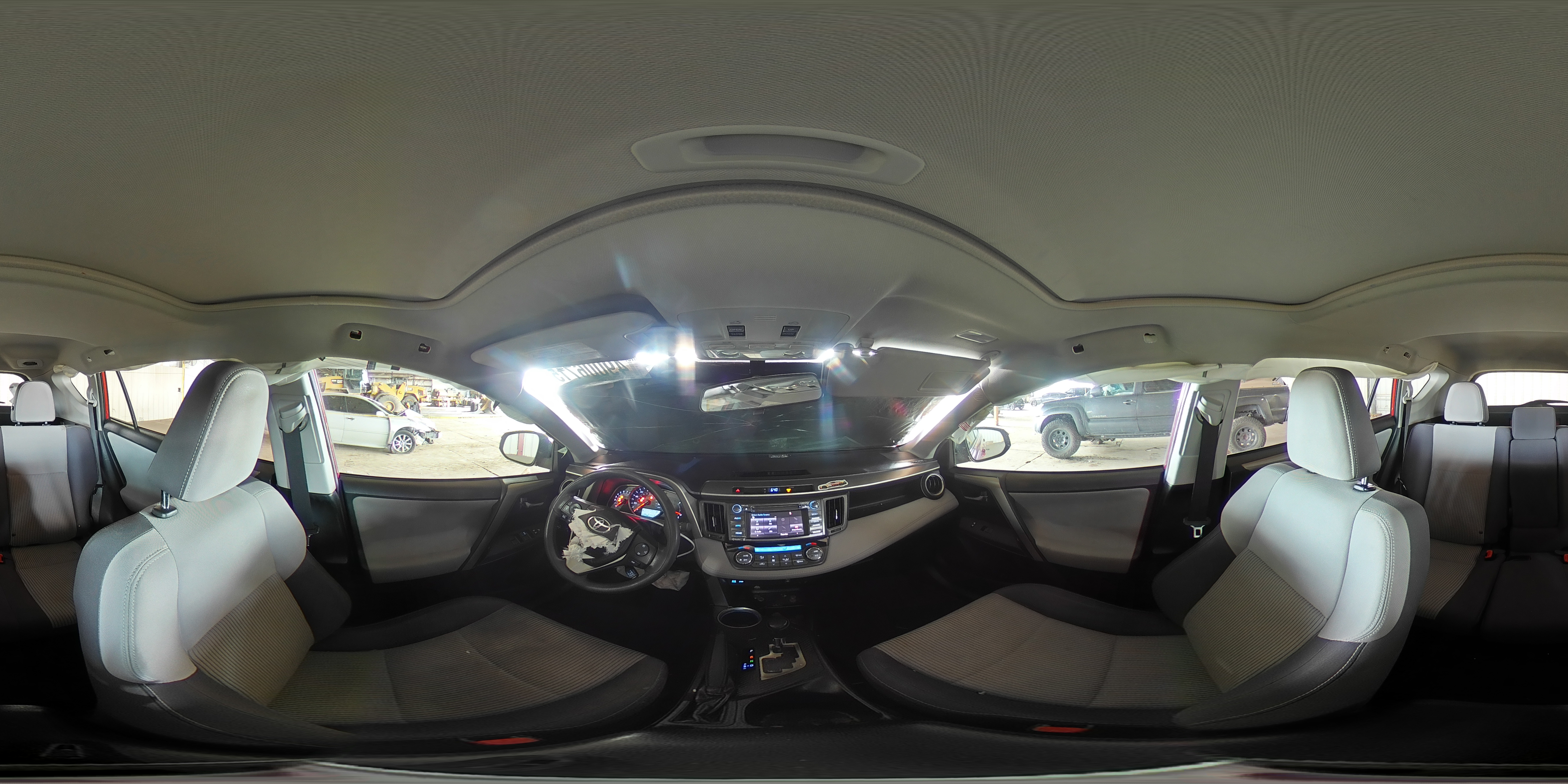 2014 Toyota RAV 4 - Image 14