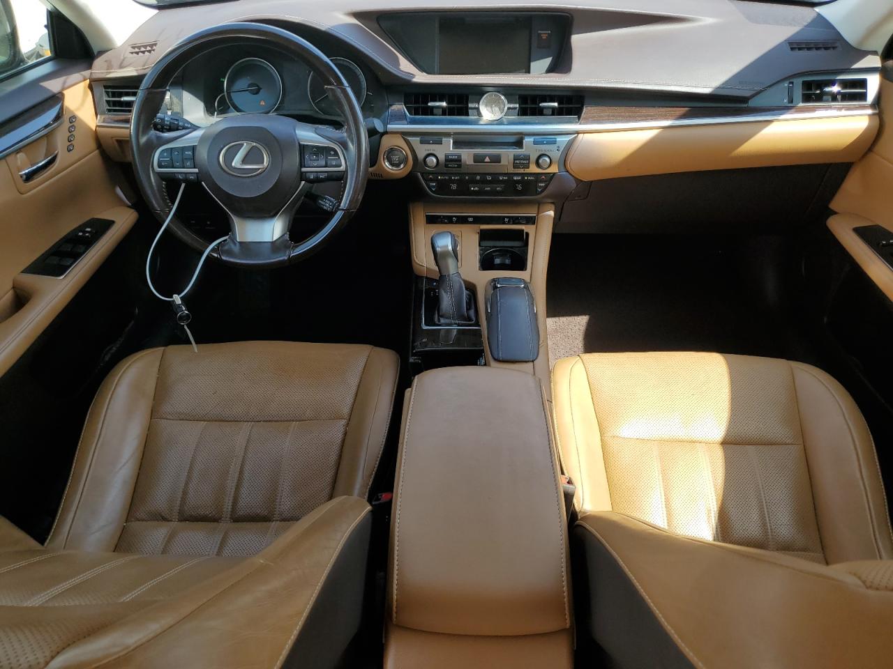 2016 Lexus ES - Image 8