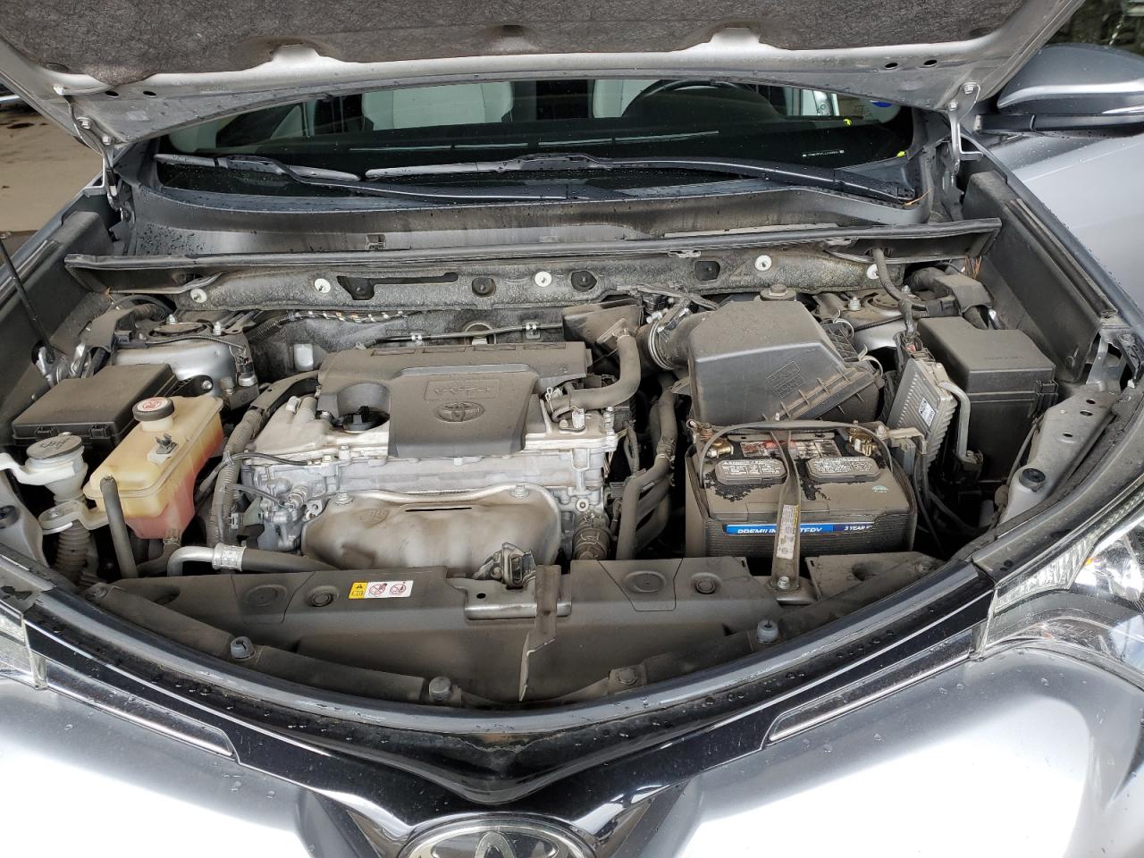 2018 Toyota RAV 4 - Image 11