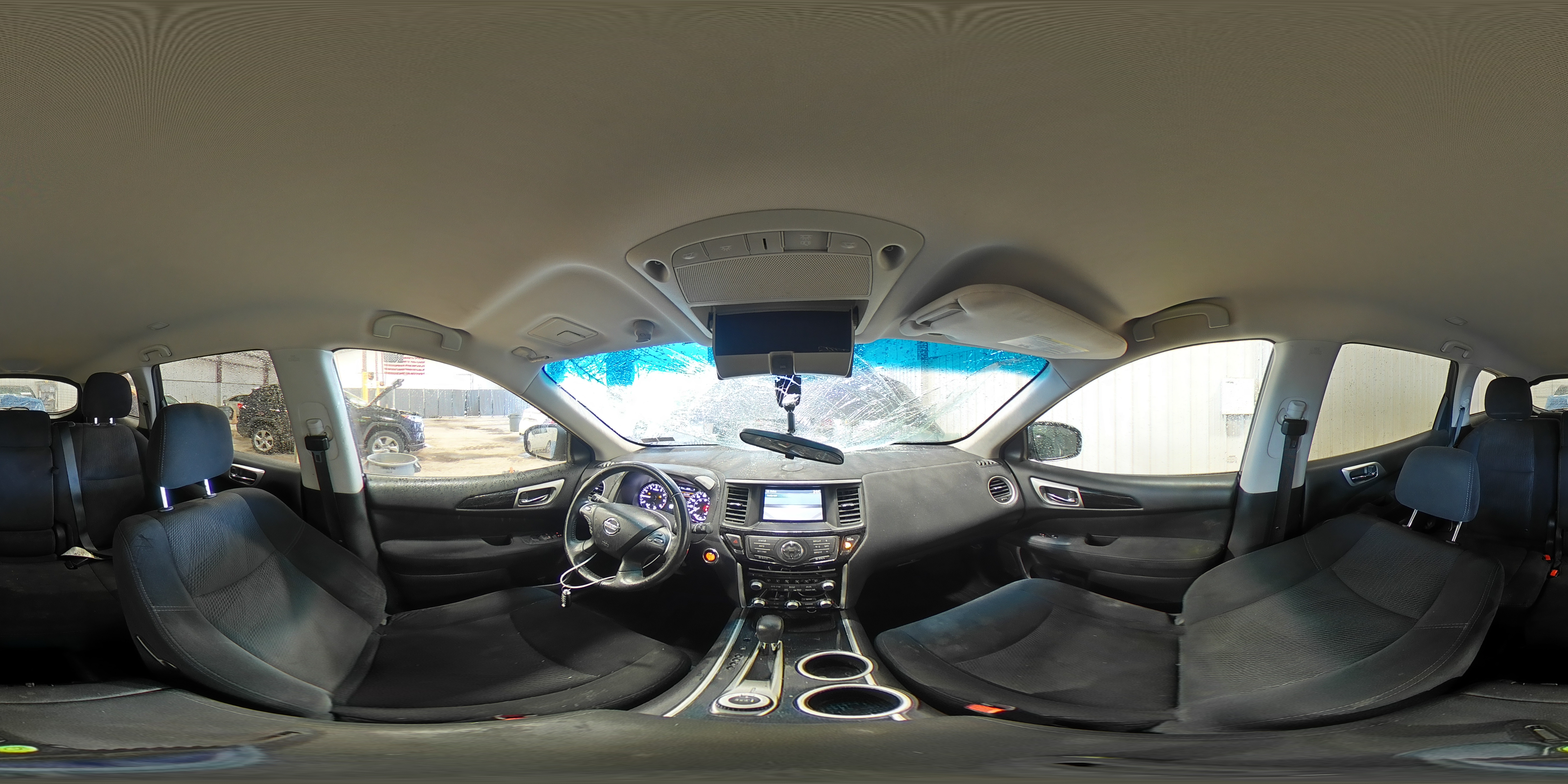 2014 Nissan Pathfinder - Image 15