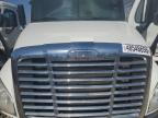 2012 Freightliner Cascadia 125 Semi Truck for Sale in Kansas City, KS - Burn
