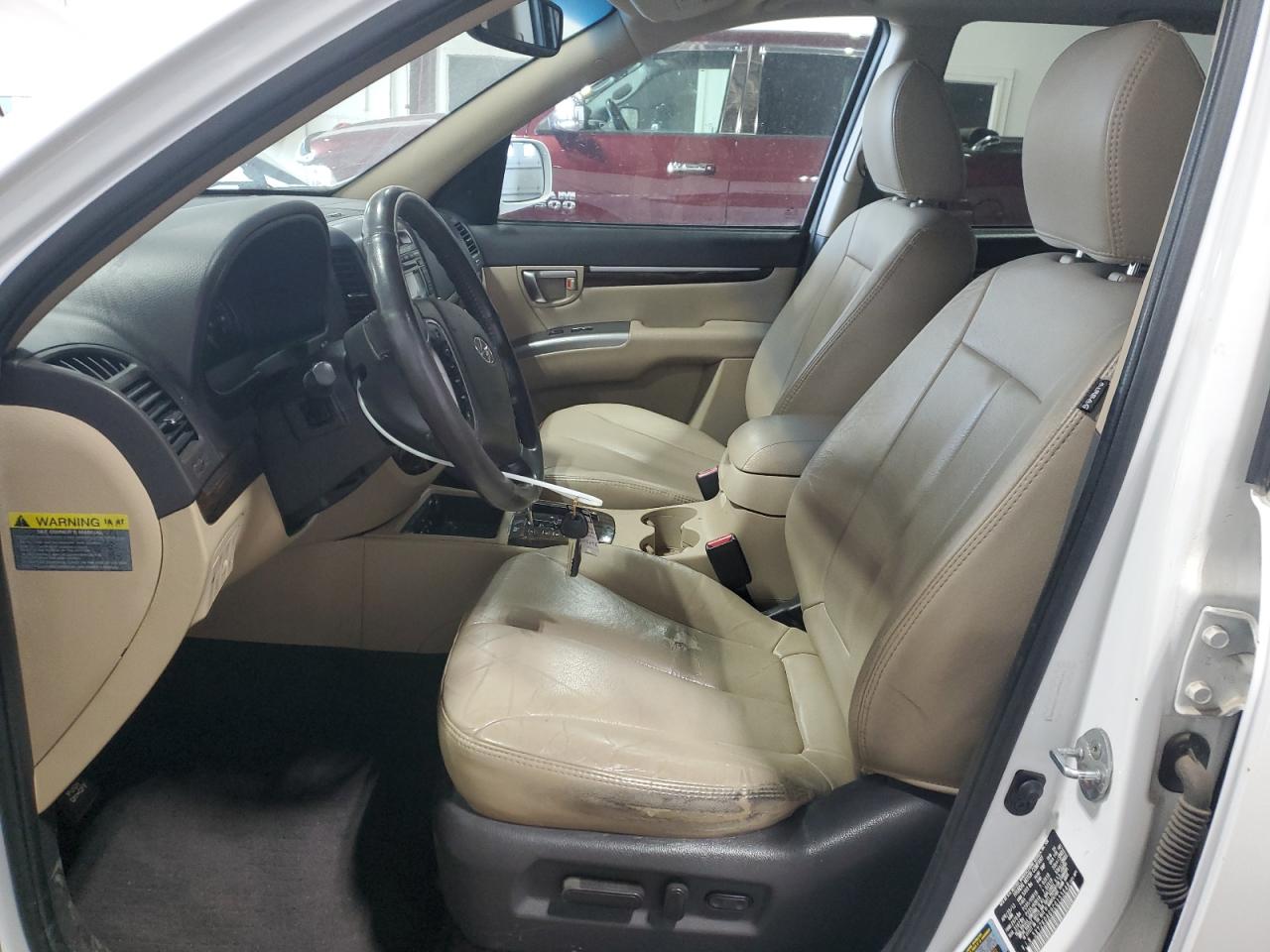 2012 Hyundai Santa Fe - Image 7