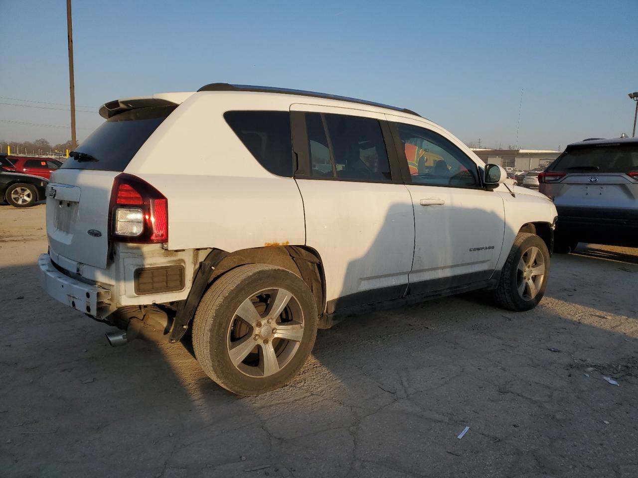 2016 Jeep Compass - Image 3