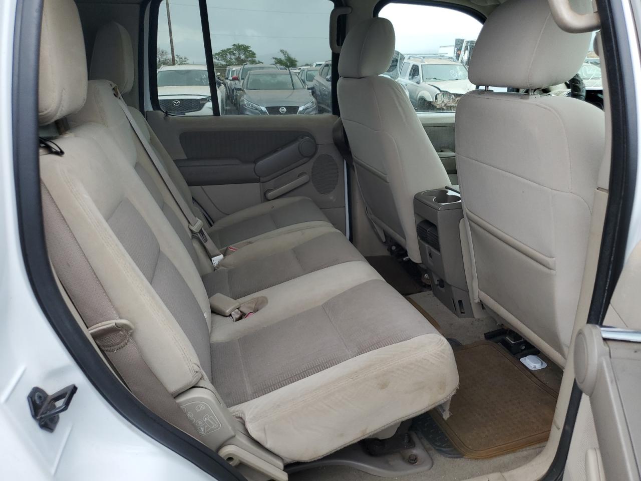 2007 Ford Explorer Xlt VIN: 1FMEU63E87UB33429 Lot: 49518935