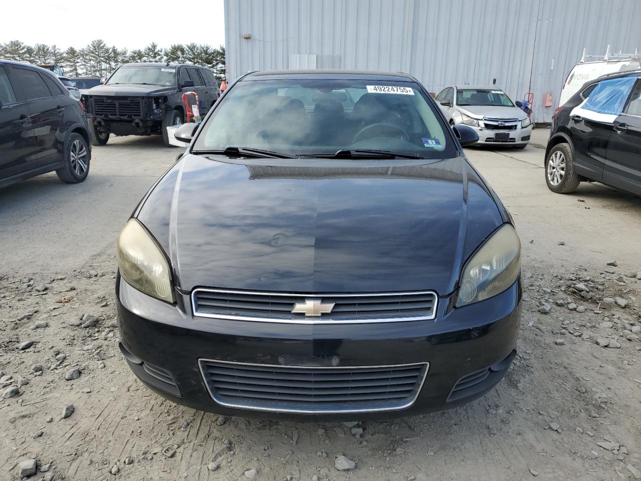 2011 Chevrolet Impala - Image 5