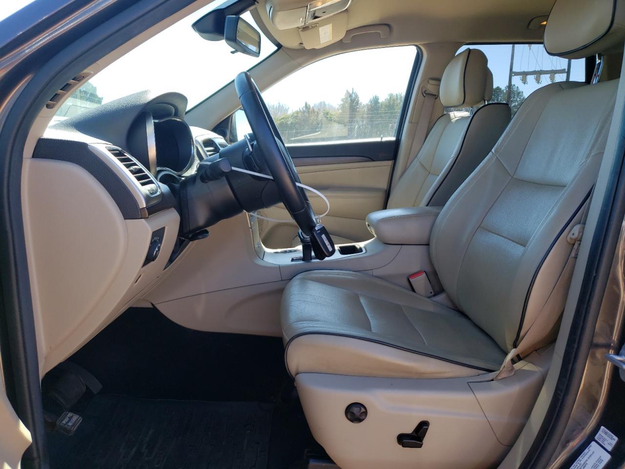 2014 Jeep Grand Cherokee - Image 7