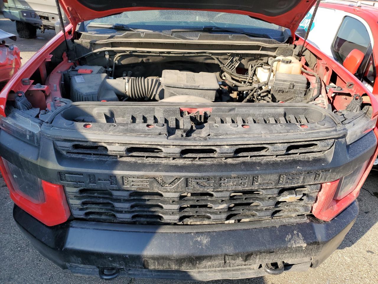 2022 Chevrolet Silverado - Image 11