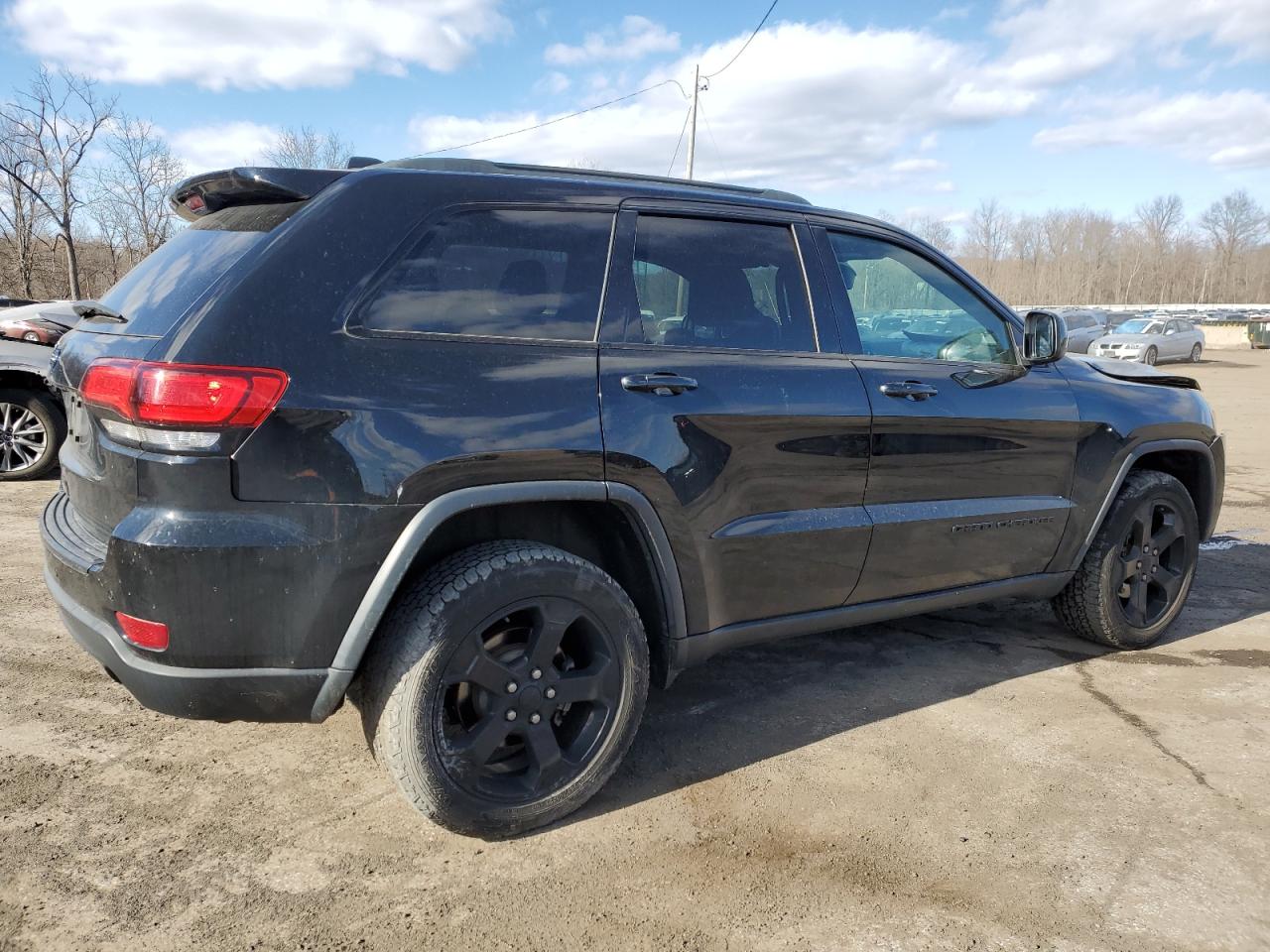 2019 Jeep Grand Cherokee - Image 3