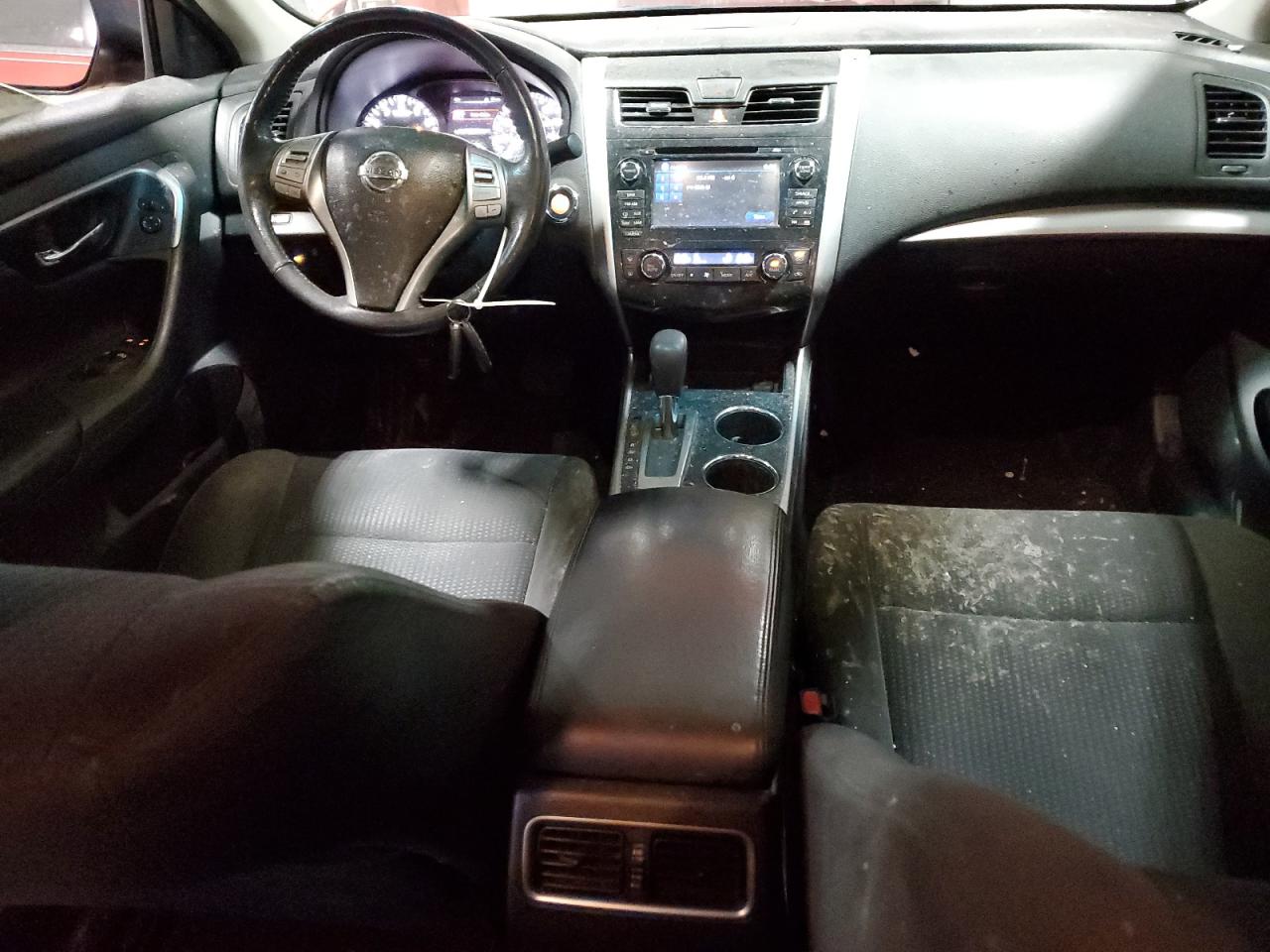 2015 Nissan Altima - Image 8