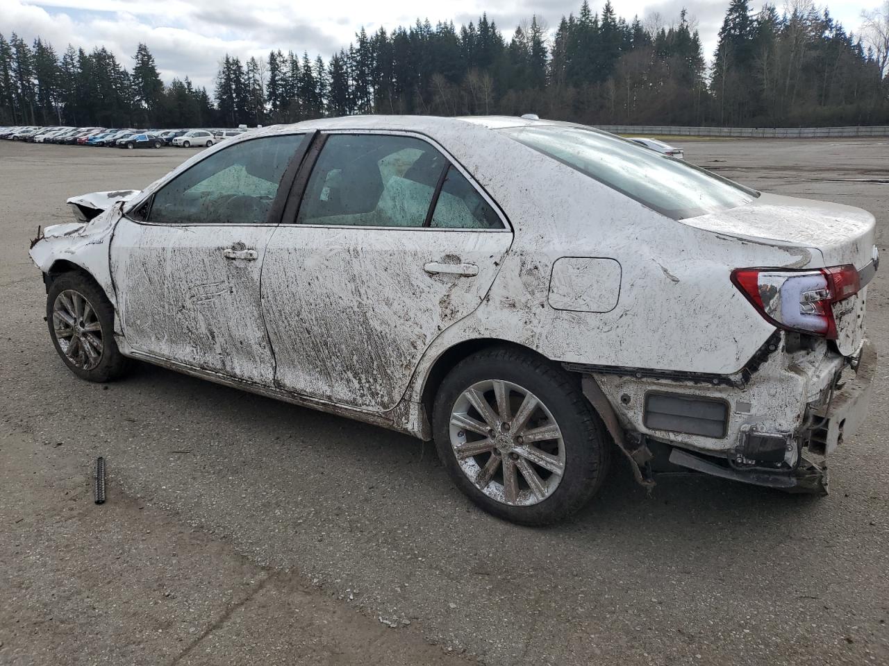 2014 Toyota Camry - Image 2