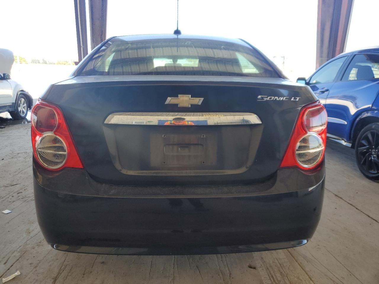 2015 Chevrolet Sonic - Image 6