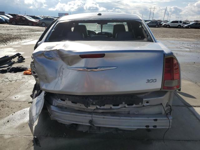  CHRYSLER 300 2013 Srebrny
