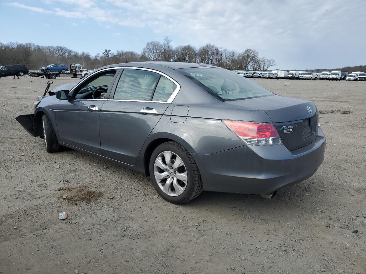 2010 Honda Accord - Image 2