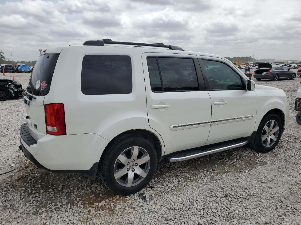 2014 Honda Pilot - Image 3