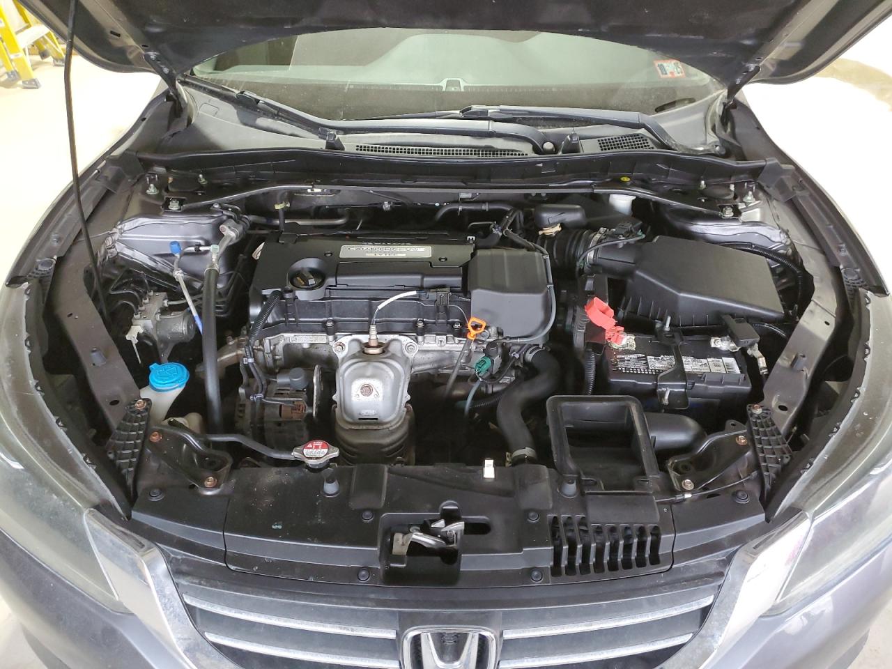 2015 Honda Accord - Image 11