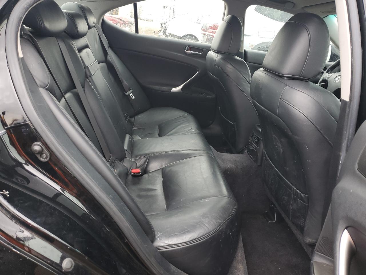 2008 Lexus IS - Image 10