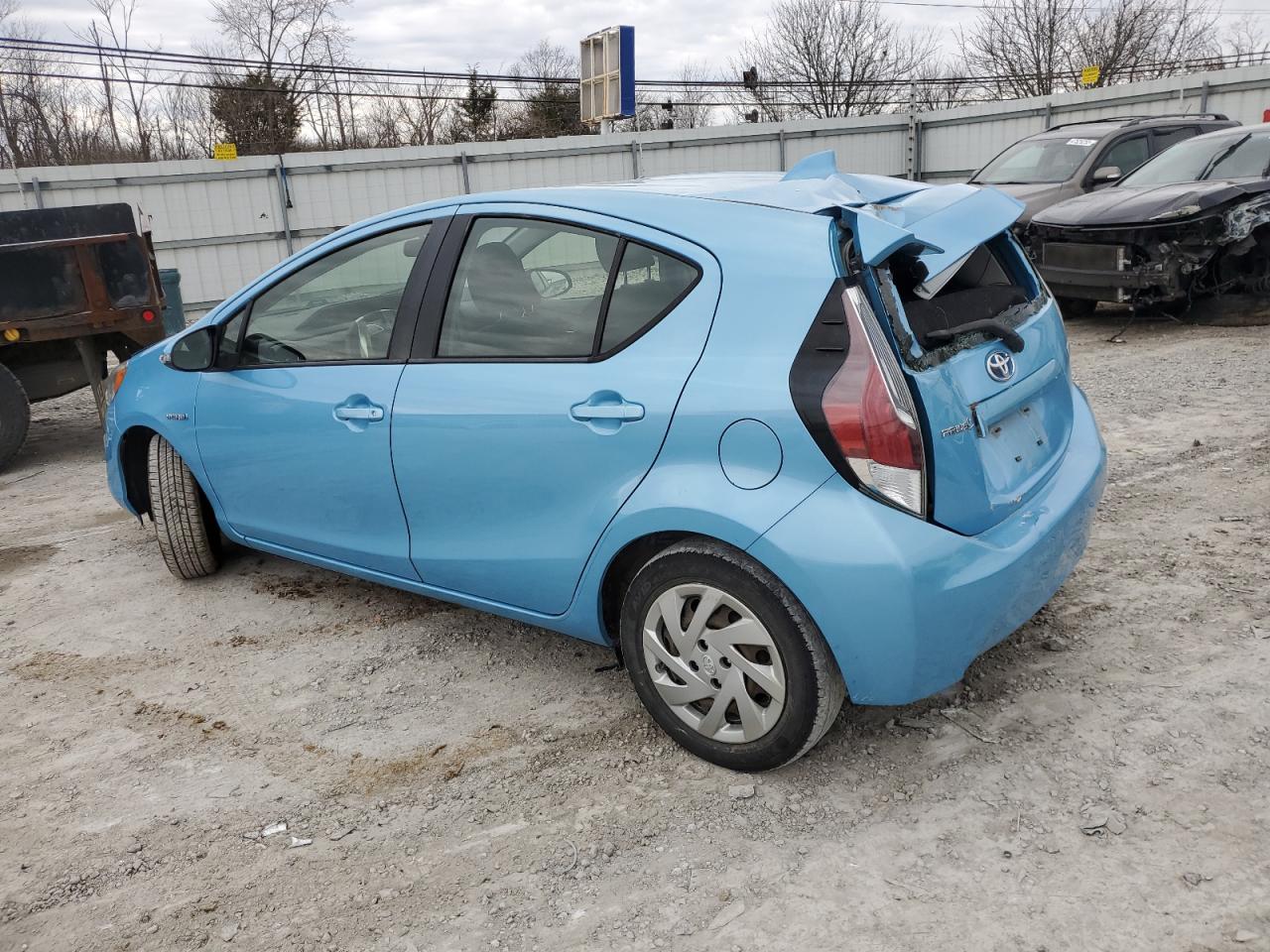 2015 Toyota Prius - Image 2