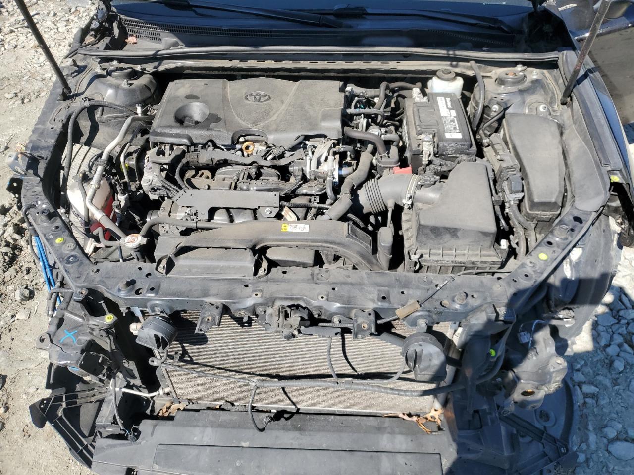 2019 Toyota Camry - Image 11
