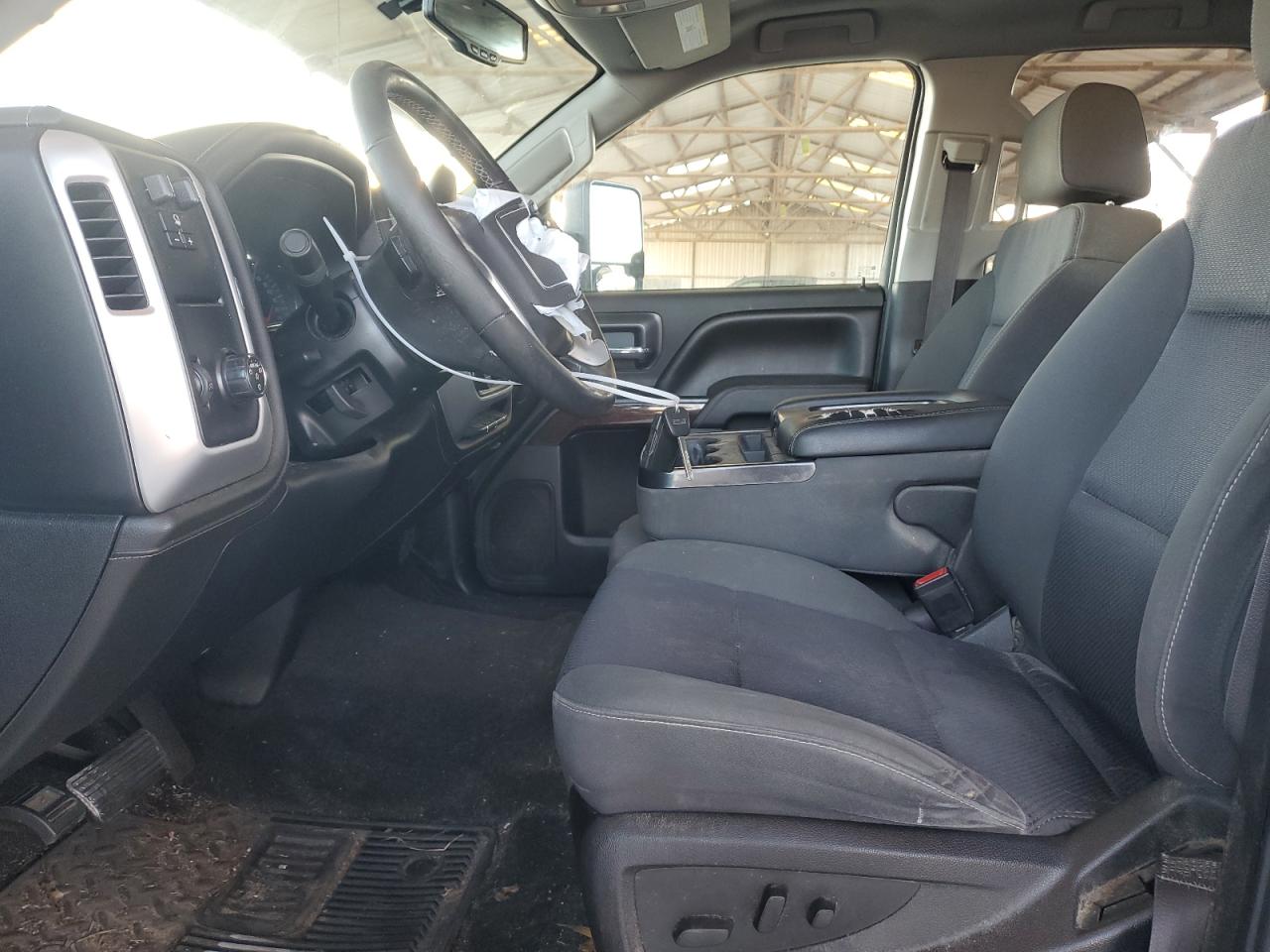 2017 GMC Sierra - Image 7