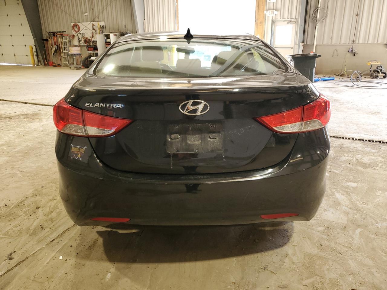 2013 Hyundai Elantra - Image 6