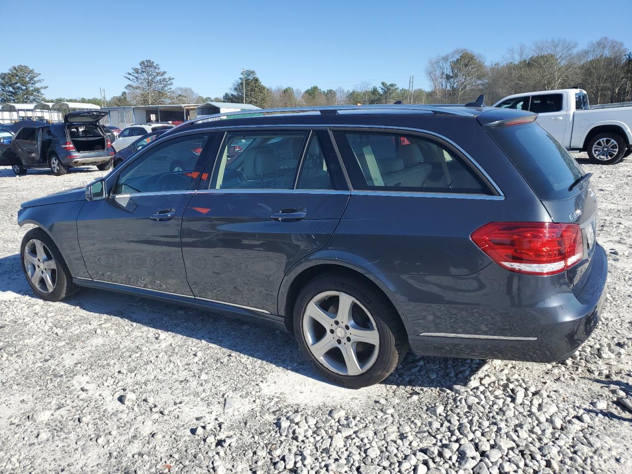 2014 Mercedes-Benz E-klasse - Image 2