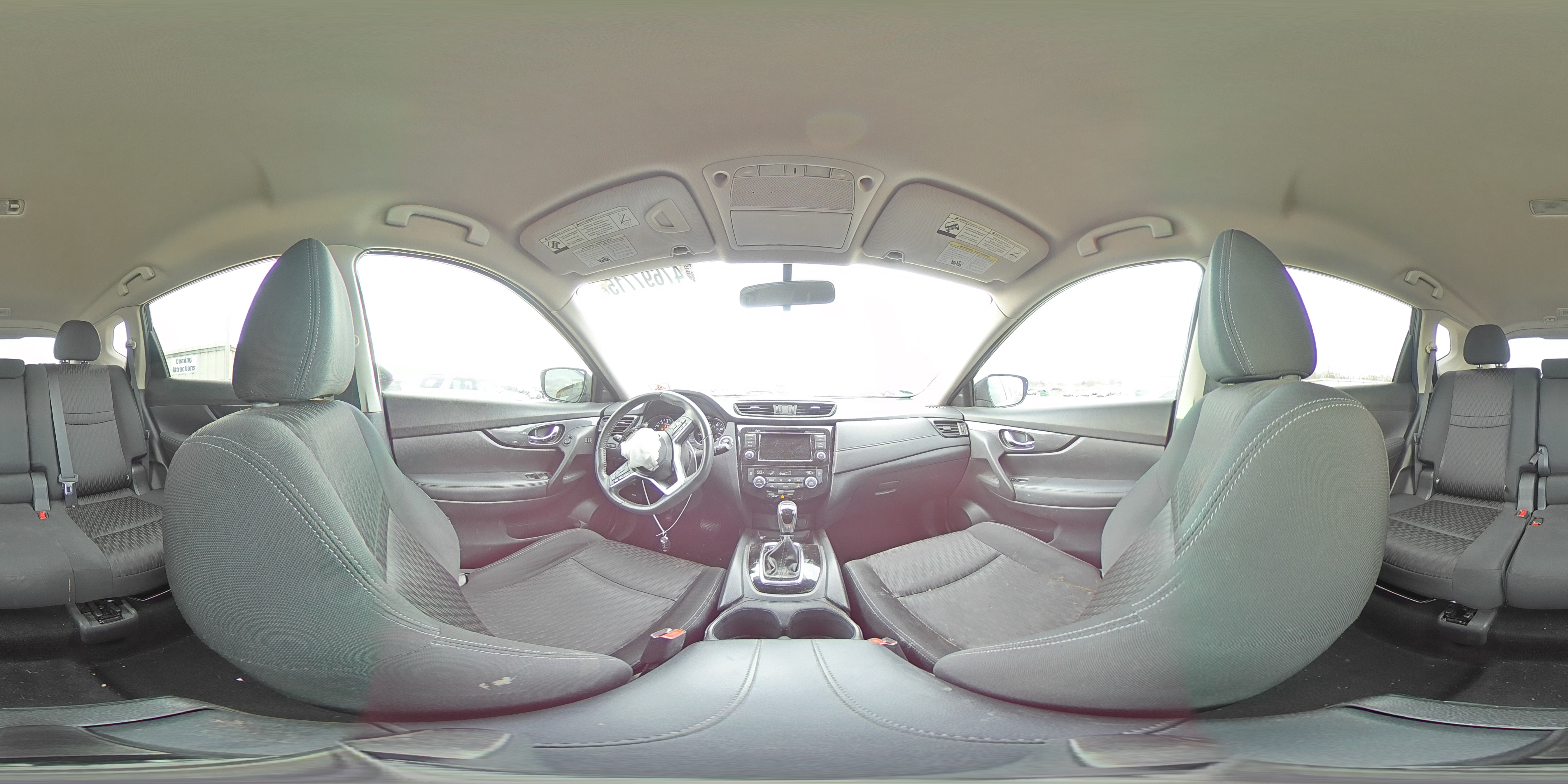 2018 Nissan Rogue - Image 14
