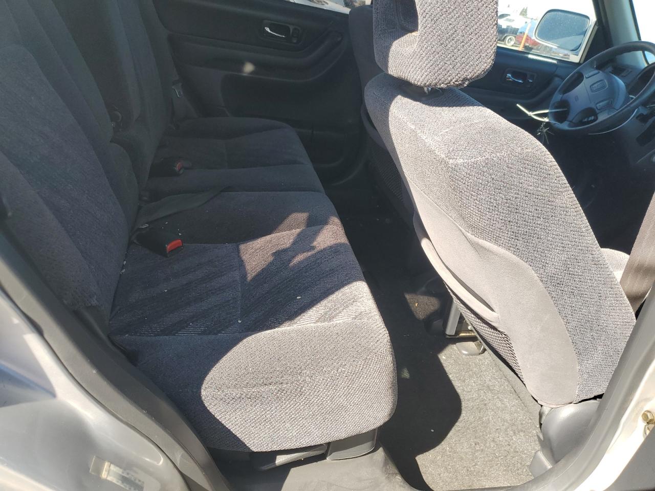 2000 Honda CR-V - Image 10