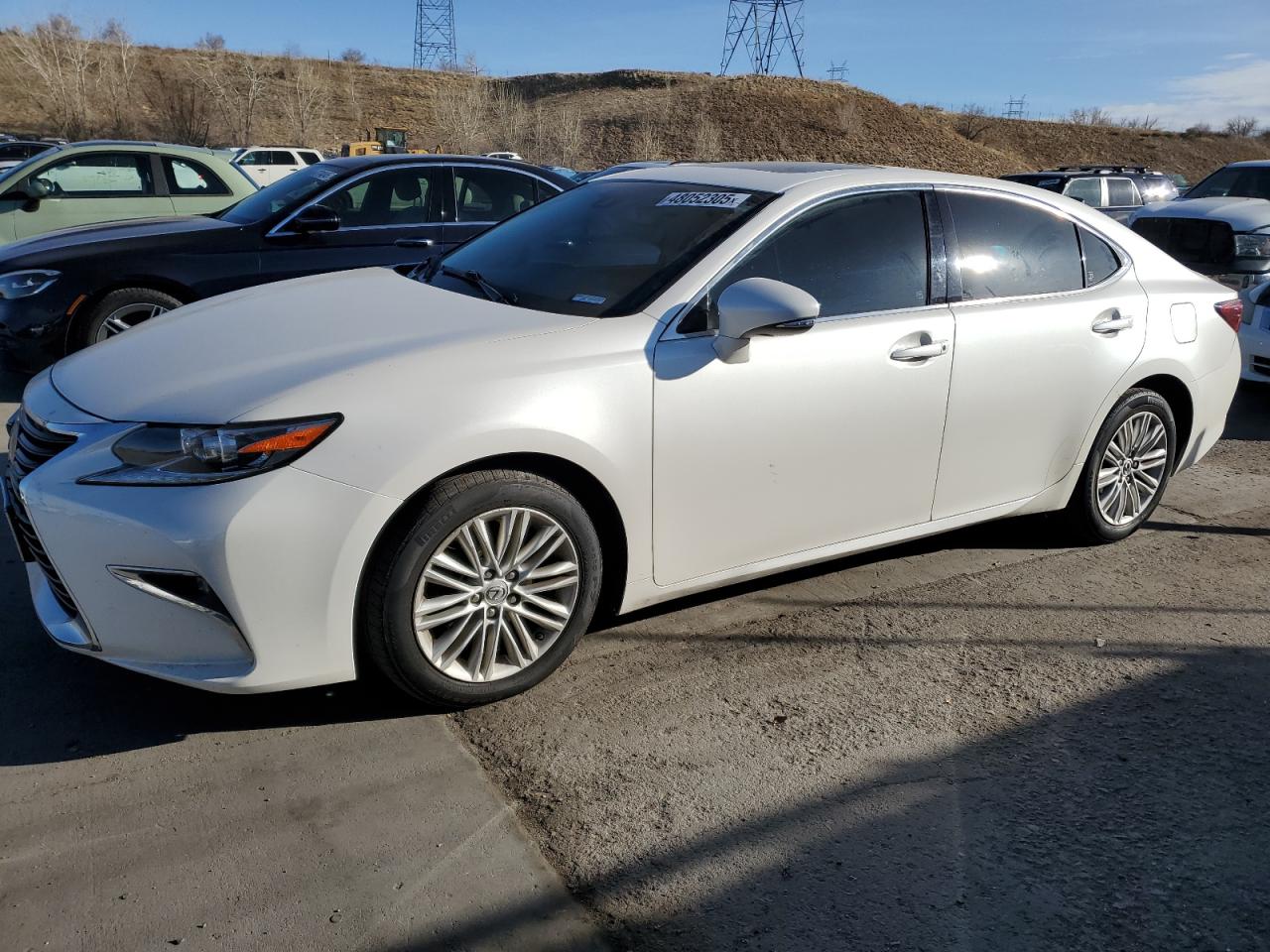 2017 Lexus ES - Image 1
