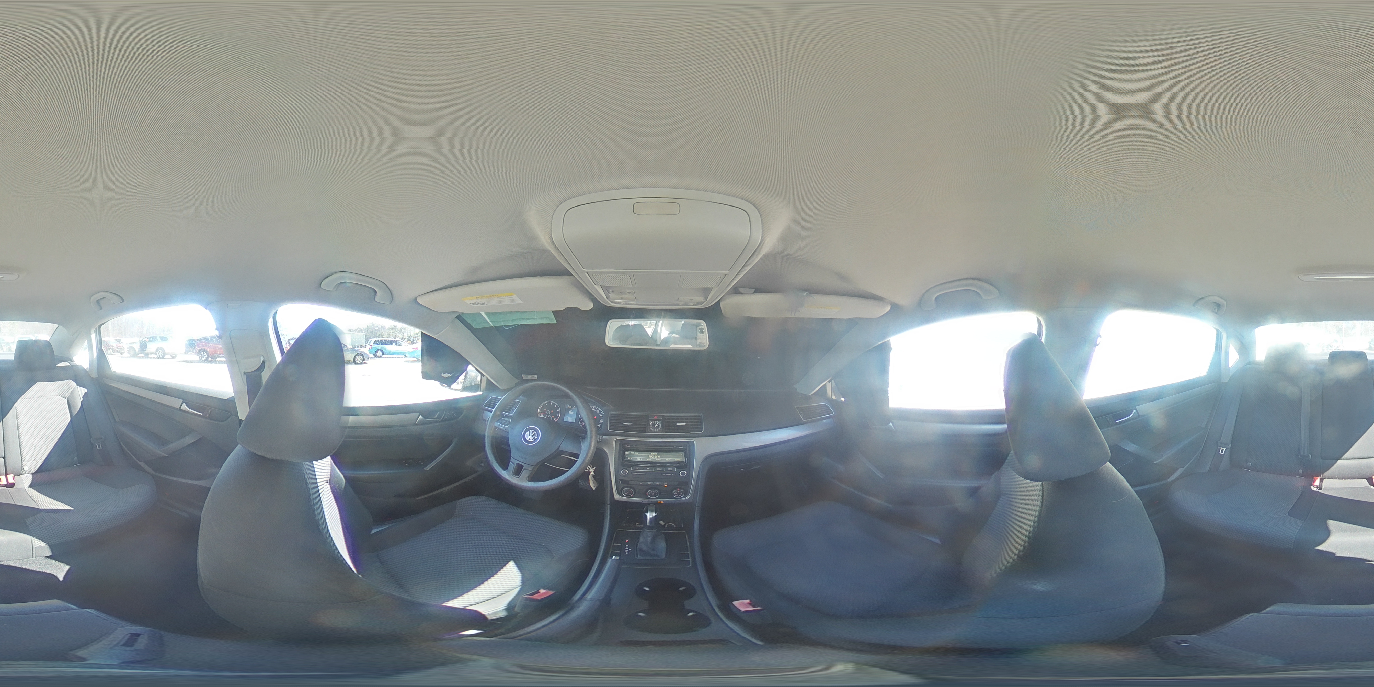 2015 Volkswagen Passat - Image 12