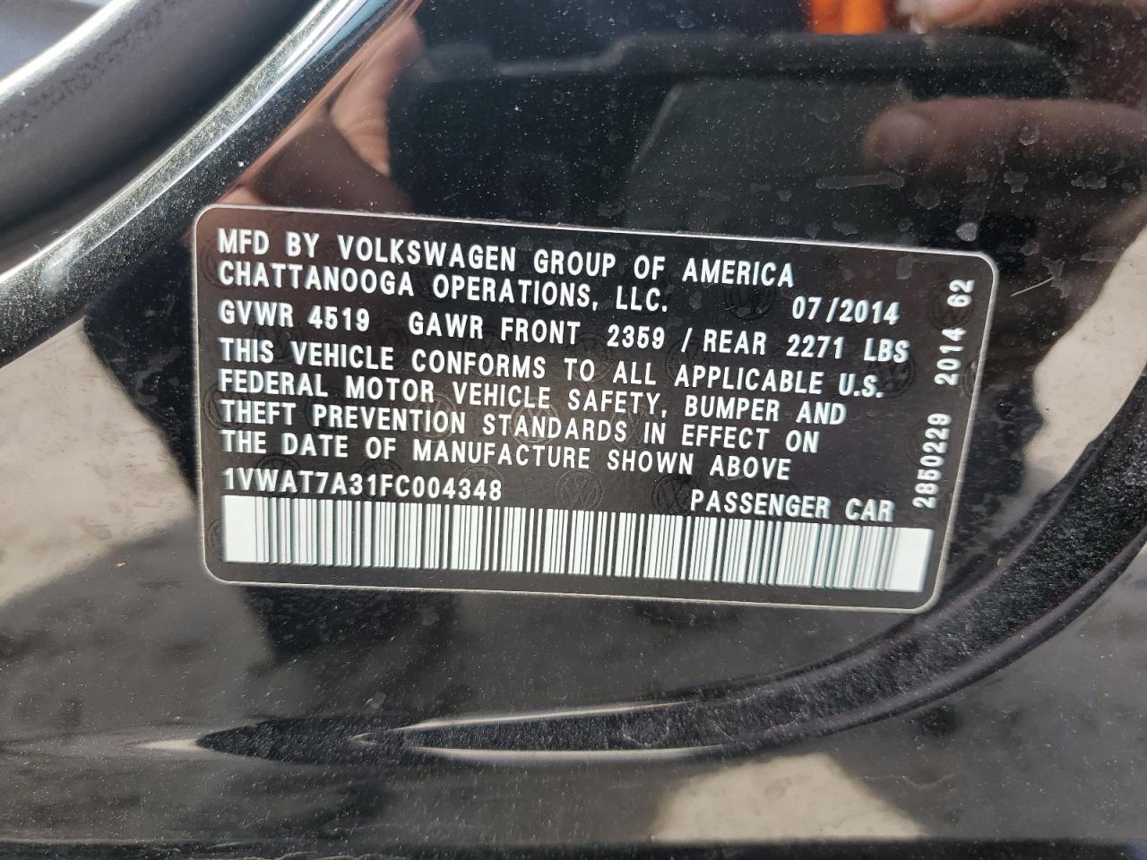 2015 Volkswagen Passat - Image 12