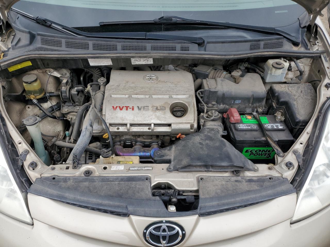 2006 Toyota Sienna - Image 12