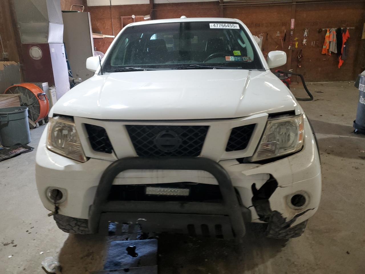 2009 Nissan Navara (Frontier) - Image 5