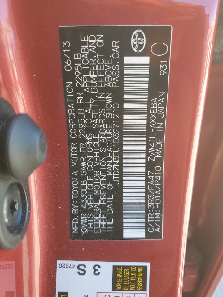 2013 Toyota Prius - Image 13