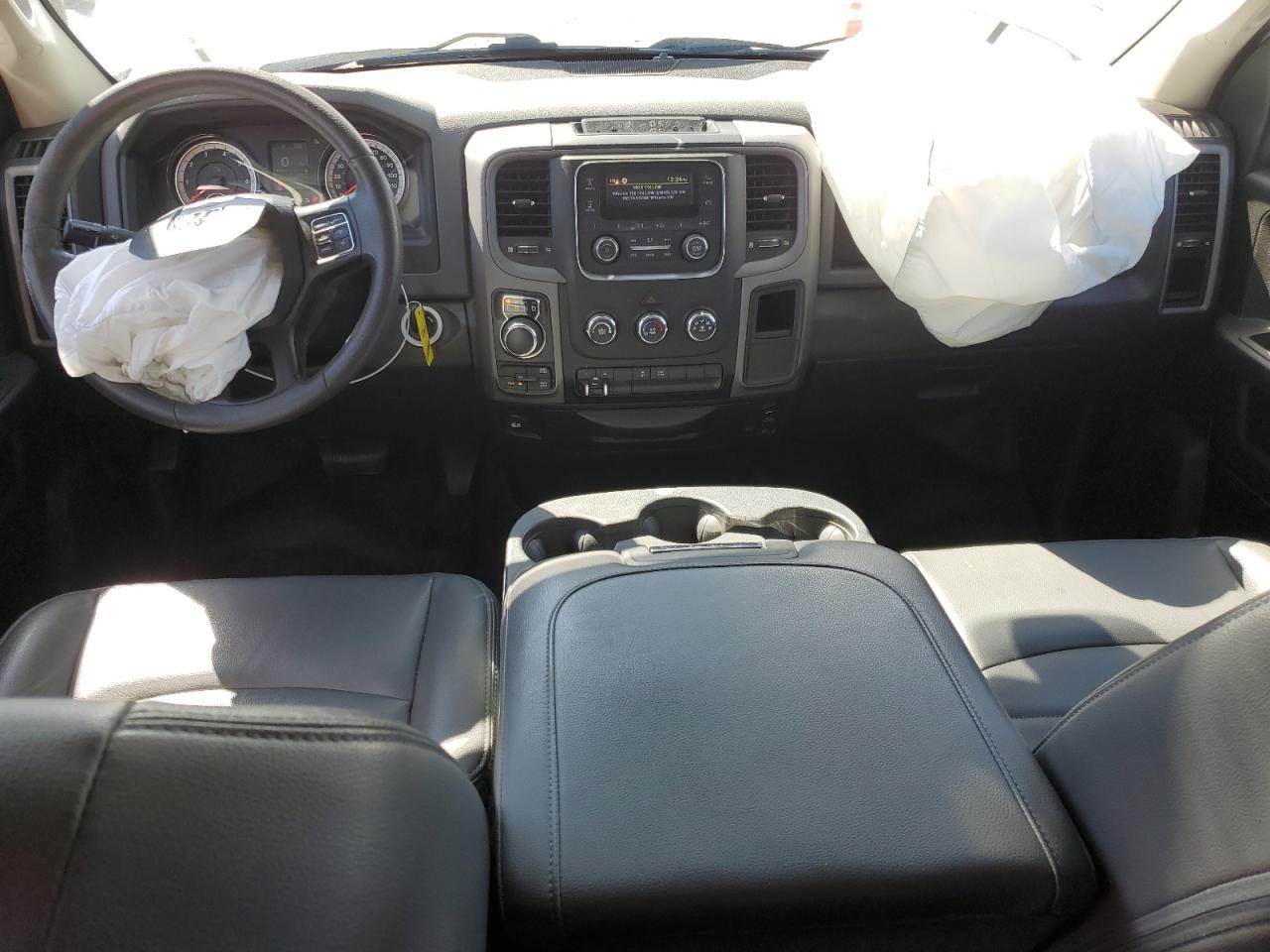 2019 RAM 1500 - Image 8