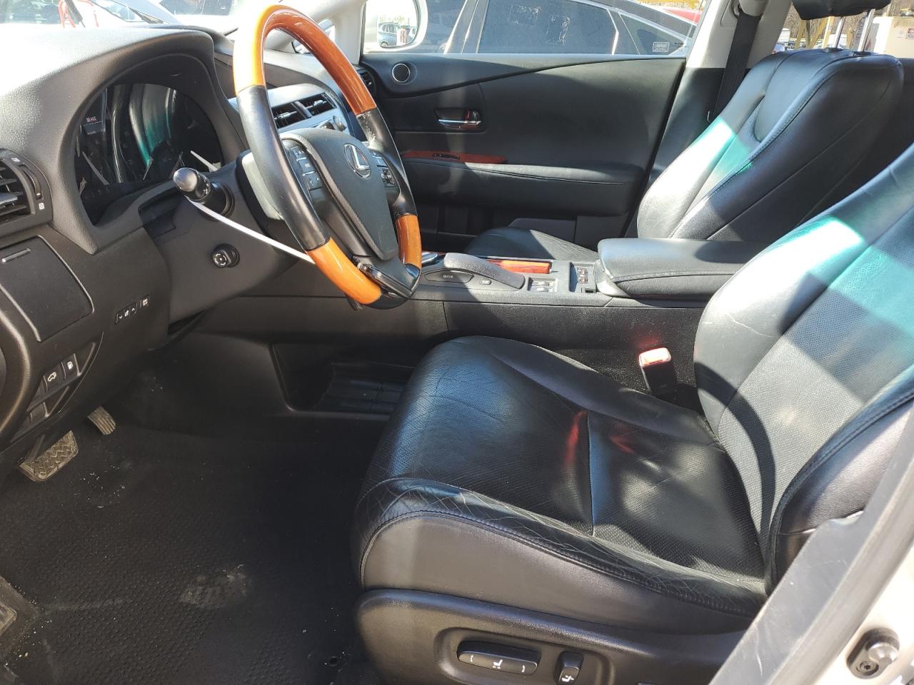 2010 Lexus RX - Image 7
