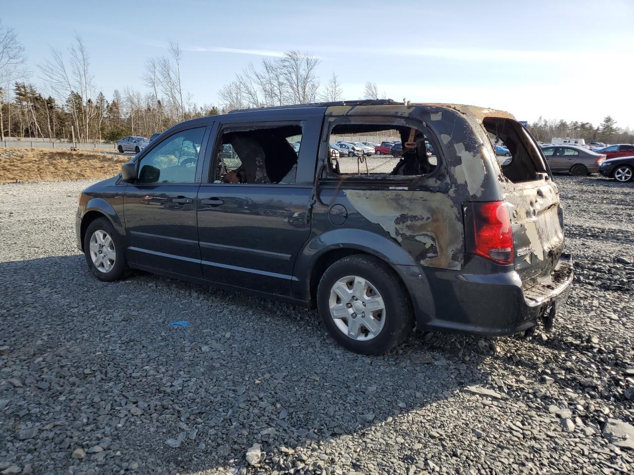 2013 Dodge Caravan - Image 2